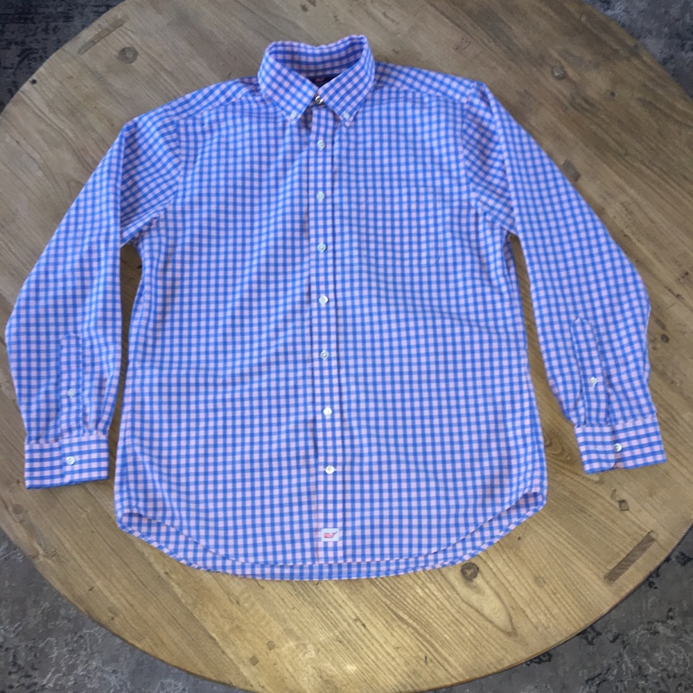 Vineyard Vines slim fit button down, size large